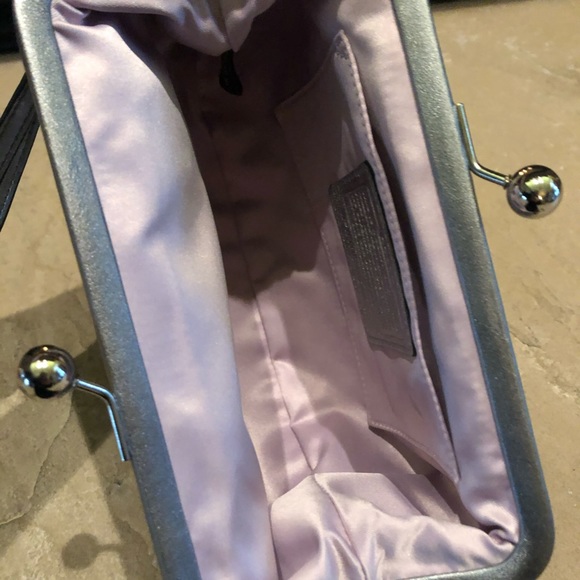 Coach NWT clutch - Picture 7 of 9